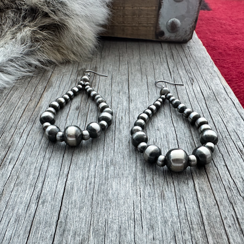 Navajo Pearl Handmade Graduated Style Teardrop Earrings ~ German Silver