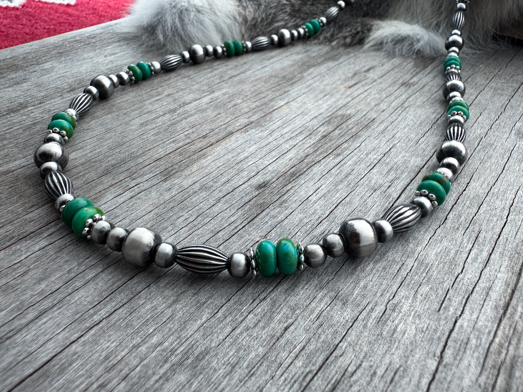 Navajo Pearl Handmade Necklace with Green Turquoise and Pumpkin Navajo Pearl Handmade Necklace with Green Turquoise and Pumpkin